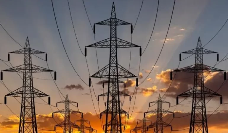 AVRUPA ELEKTRİK KRİZİYLE SARSILDI