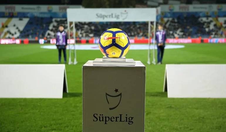 SÜPER LİG’DE 33. HAFTA TAMAMLANDI: ZİRVE YARIŞI ALEV ALEV